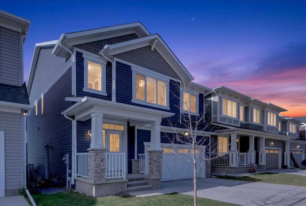 Photo of 144 Carringham Way NW, Calgary, AB T3P 1V5 (MLS # A2354452)