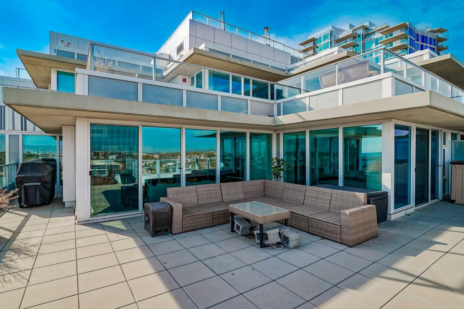 519 Riverfront Avenue SE 1802