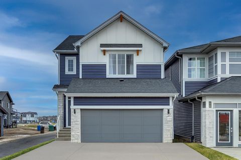 36 Creekstone Grove SW Calgary AB T2X 5W2