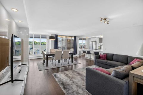 Photo of 1001 14 Avenue SW #702, Calgary, AB T2R 1L2 (MLS # A2314761)