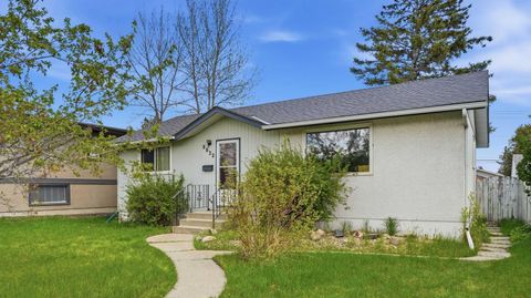 Photo of 9032 Fairmount Drive SE, Calgary, AB T2H 0Z5 (MLS # A2308293)