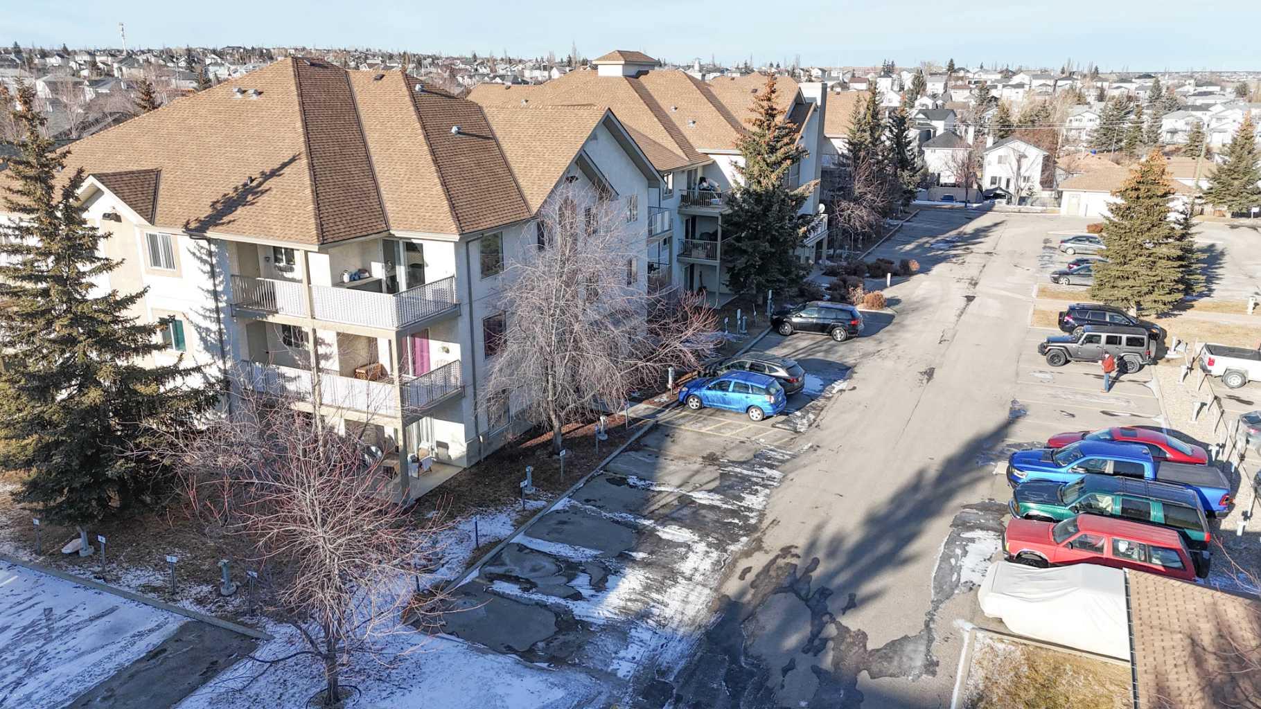 20 Harvest Rose Park NE 2106