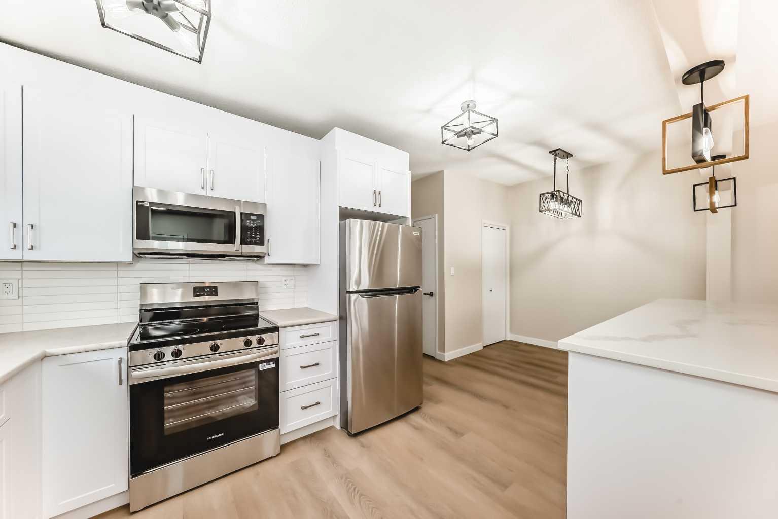 7406-7408 Hunterfield Road NW