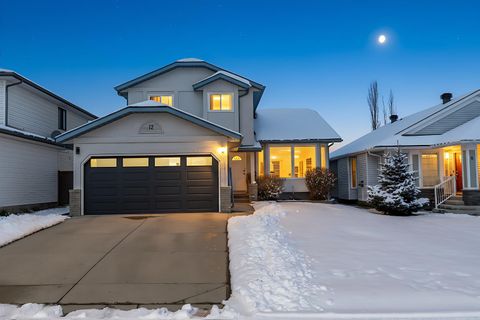 12 Harvest Oak Place NE Calgary AB T3K 4C9