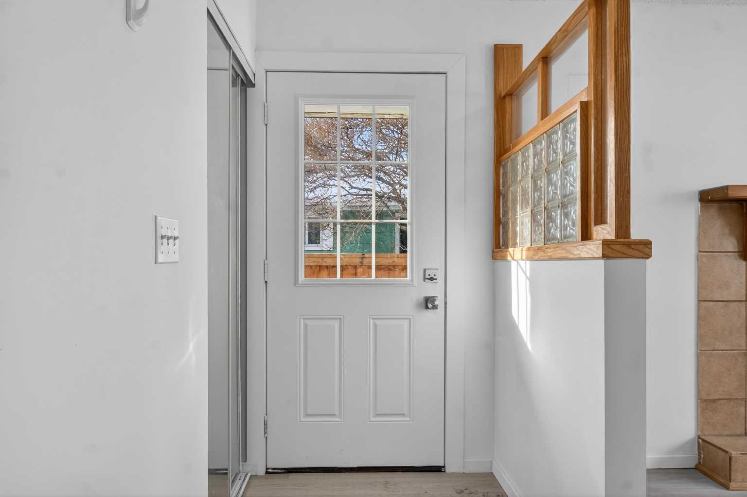 3283 Dover Ridge Drive SE