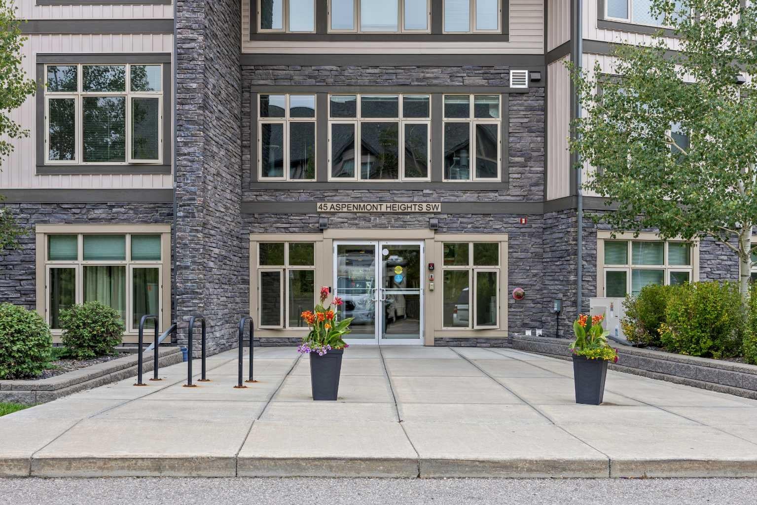 45 Aspenmont Heights SW 107
