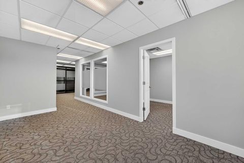 1109 17 Avenue SW 202 Calgary AB T2T 0B4