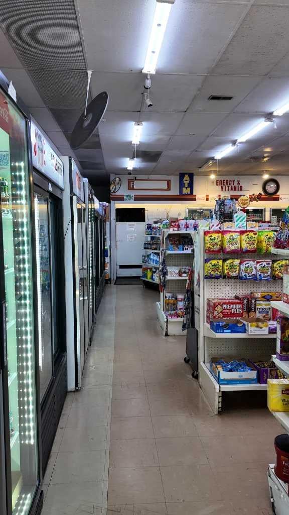 Photo of Northeast Convenience Store, Calgary, AB T1Y 2X1 (MLS # A2340998)