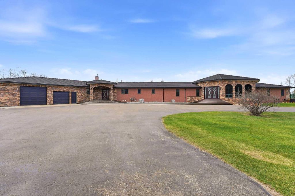 Photo of 252072 Township Road 431A, Rural Ponoka County, AB T4J 1R1 (MLS # A2310168)