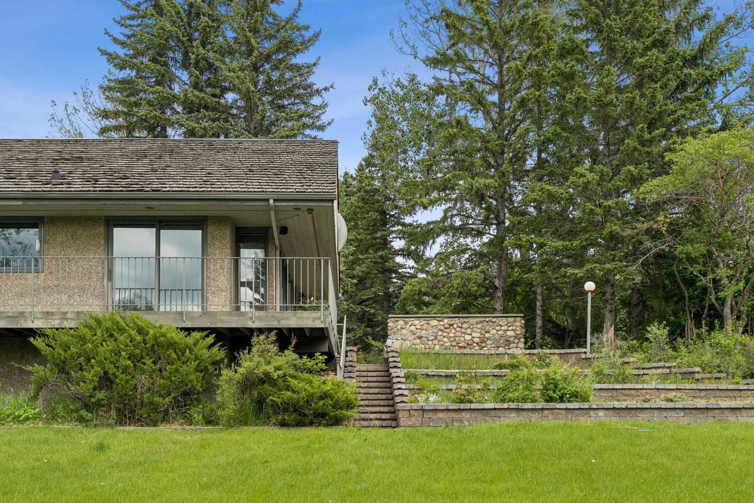 237 Escarpment Drive