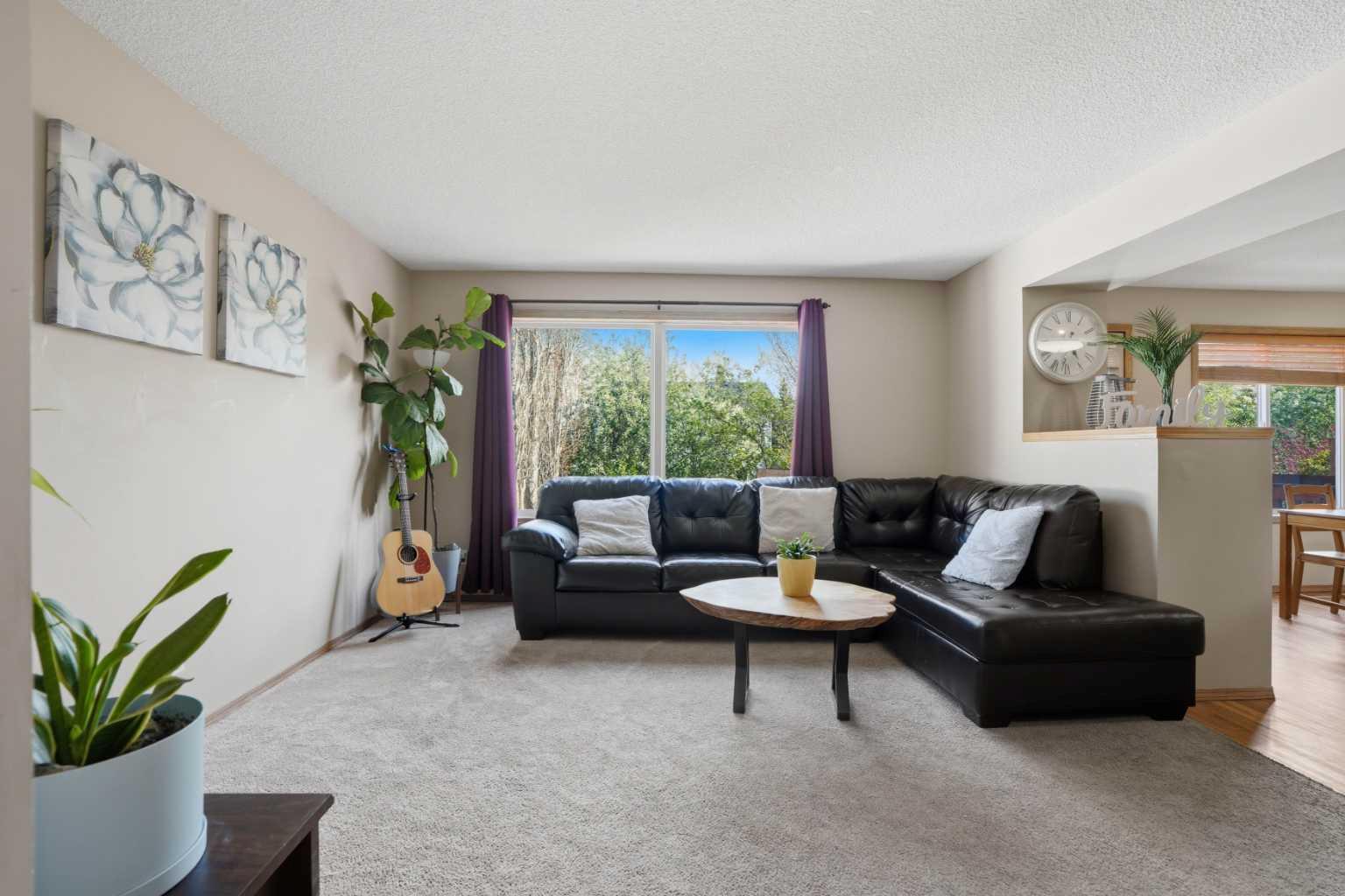 11 Somerglen Place SW