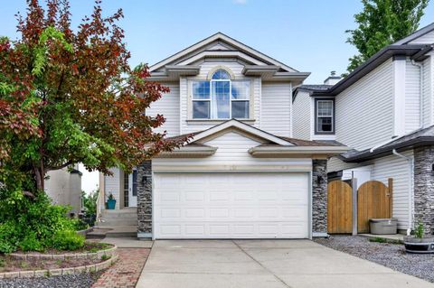 Photo of 37 Tuscany Meadows Common NW, Calgary, AB T3L 2L3 (MLS # A2321196)