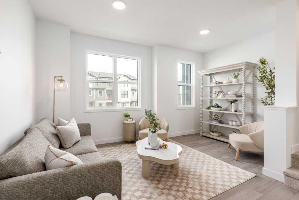 437 Alpine Avenue SW 705