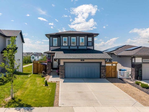 Photo of 210 Knight Avenue, Crossfield, AB T0M 0S0 (MLS # A2355698)