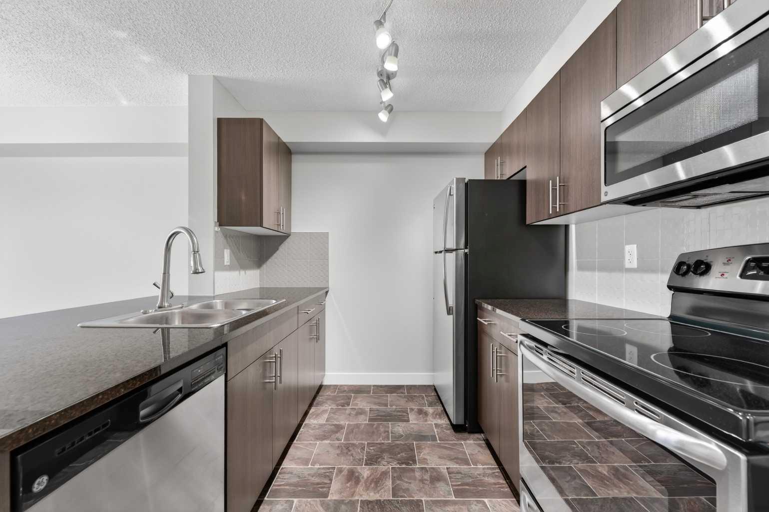 625 Glenbow Drive 3310