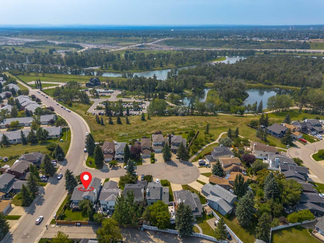 105 Riverview Court SE