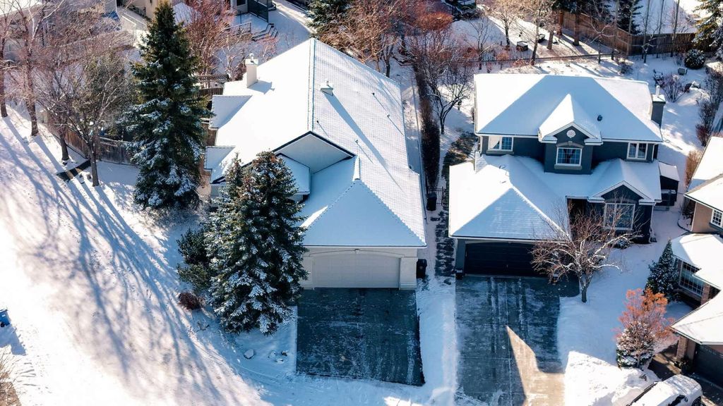 Photo of 78 Mckenzie Lake Place SE, Calgary, AB T2Z 2T5 (MLS # A2281391)