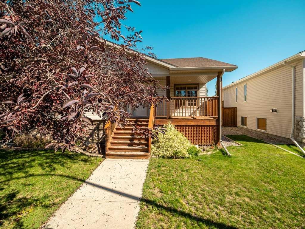 Photo of 83 Rivergreen Road W, Lethbridge, AB T1K 7Y1 (MLS # A2347693)