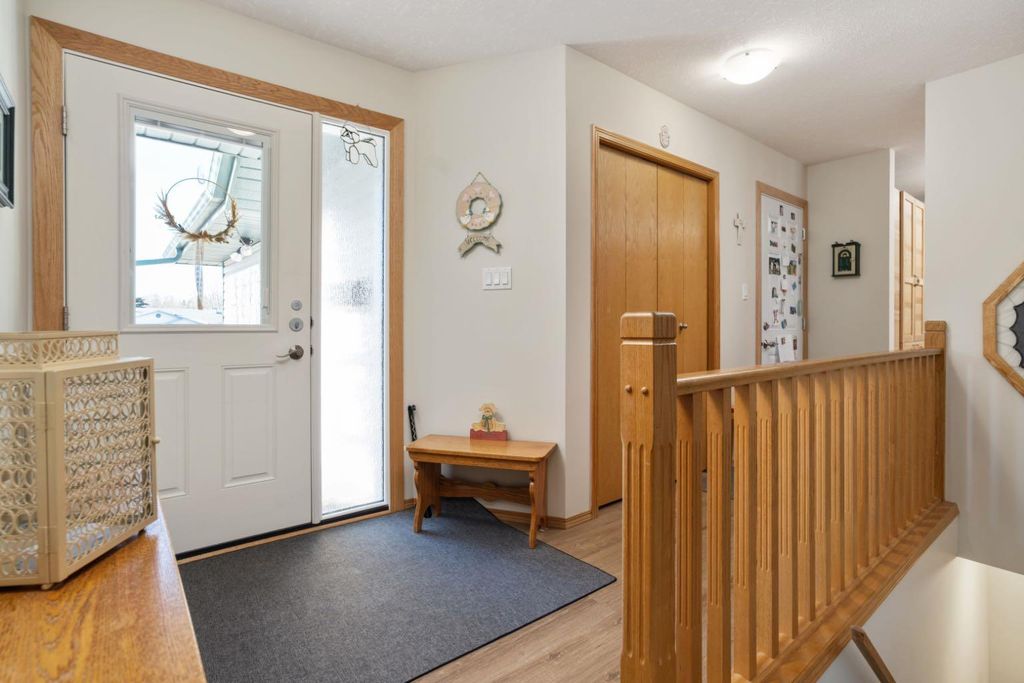 Photo of 5309 58 Street Close, Camrose, AB T4V 4M9 (MLS # A2286241)