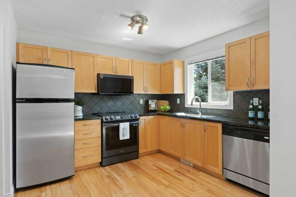 83 Cedarwood Lane SW