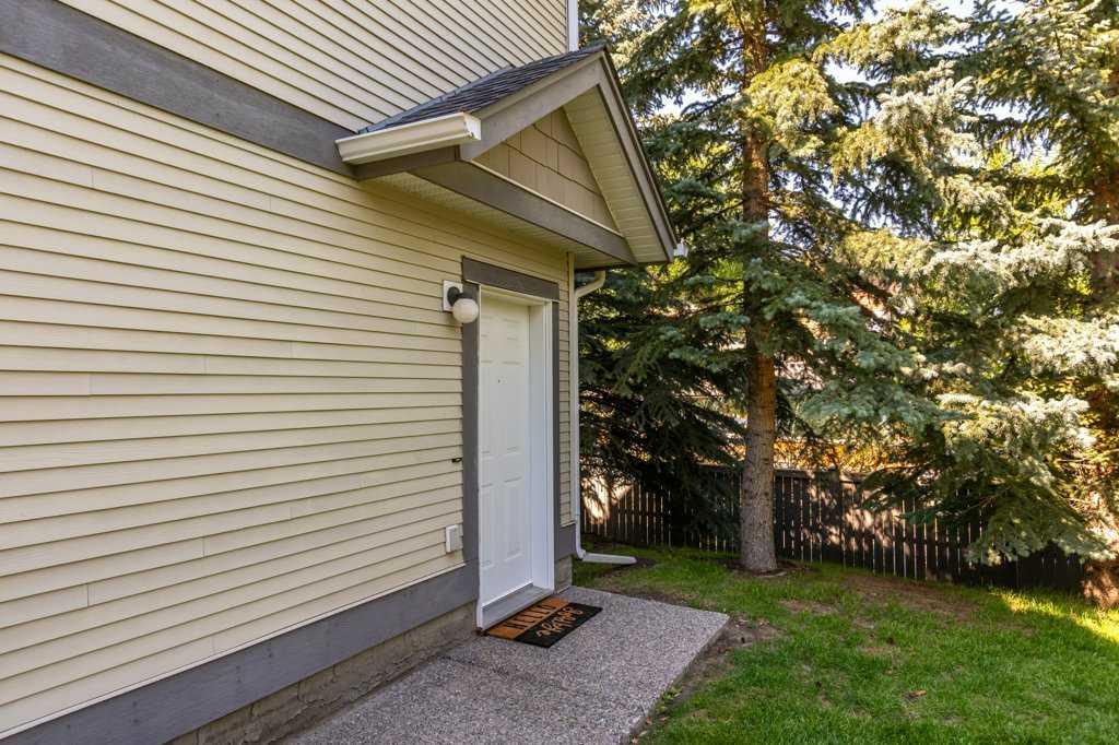 83 Cedarwood Lane SW