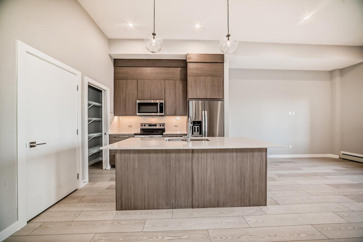 60 Skyview Ranch Road NE 2318