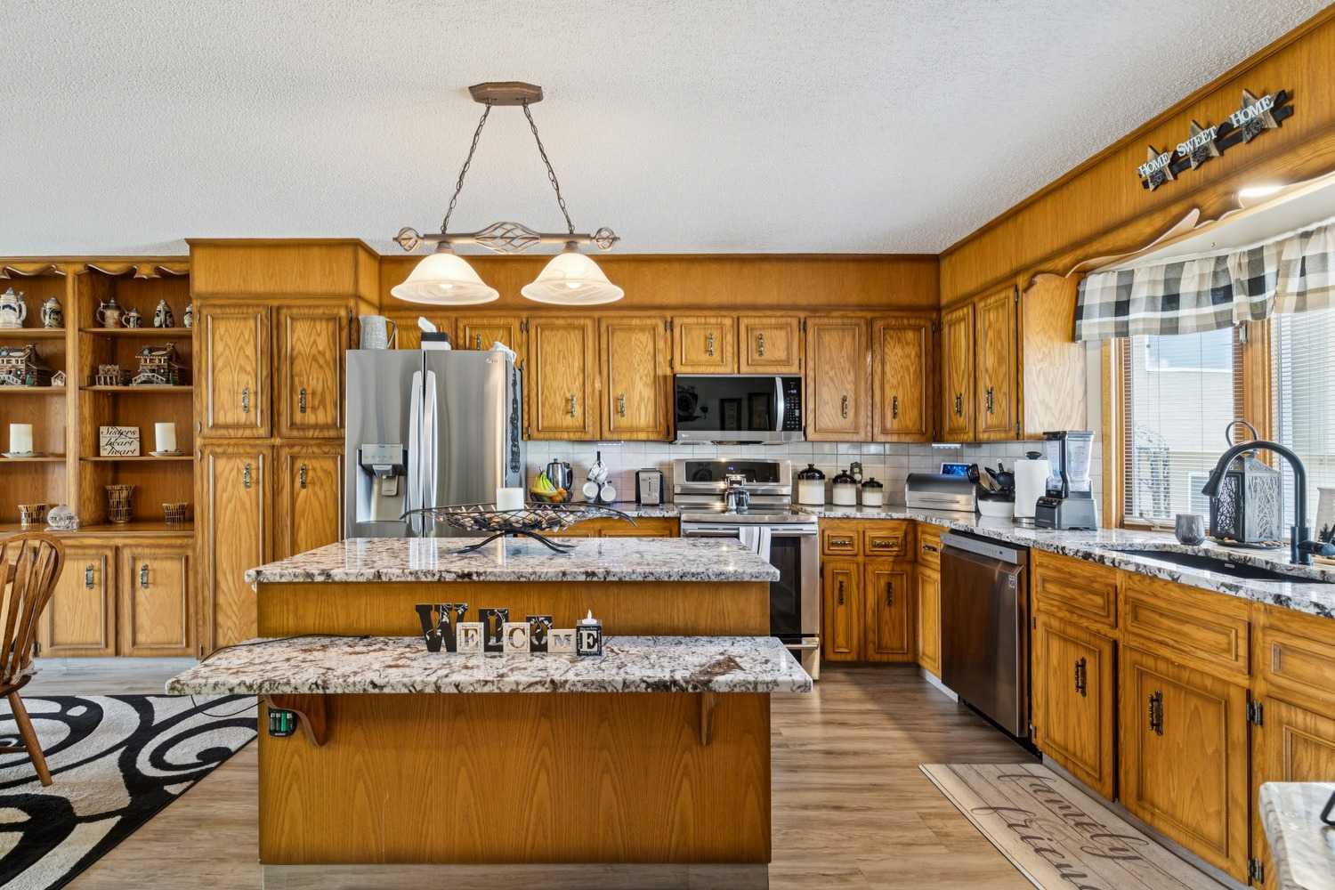 275 East Chestermere Drive