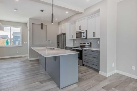 Photo of 291 Waterford Heights, Chestermere, AB T1X 3B6 (MLS # A2256627) Photo of 291 Waterford Heights, Chestermere, AB T1X 3B6 (MLS # A2256627)