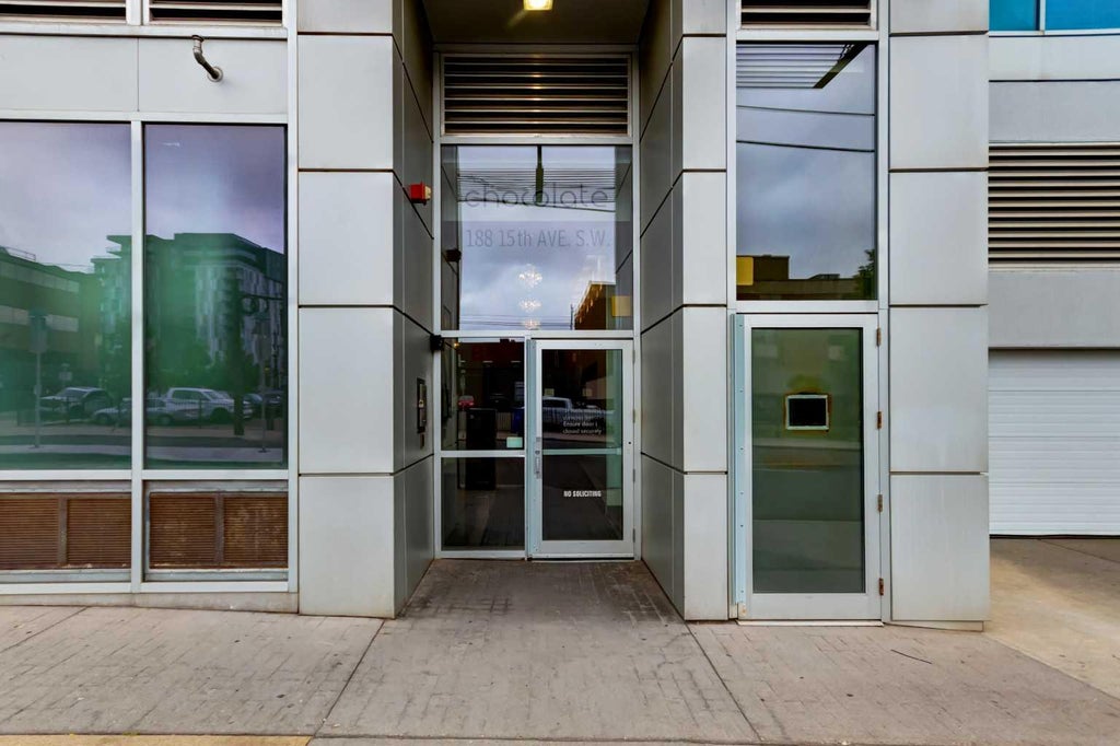 Photo of 188 15 Avenue SW #407, Calgary, AB T2R 1S4 (MLS # A2335632)