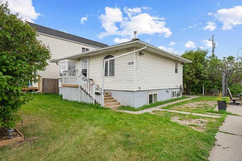 Photo of 1804 41 Street NW, Calgary, AB T3B 1A5 (MLS # A2341910)
