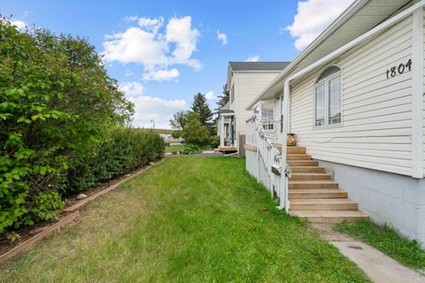 Photo of 1804 41 Street NW, Calgary, AB T3B 1A5 (MLS # A2341910)