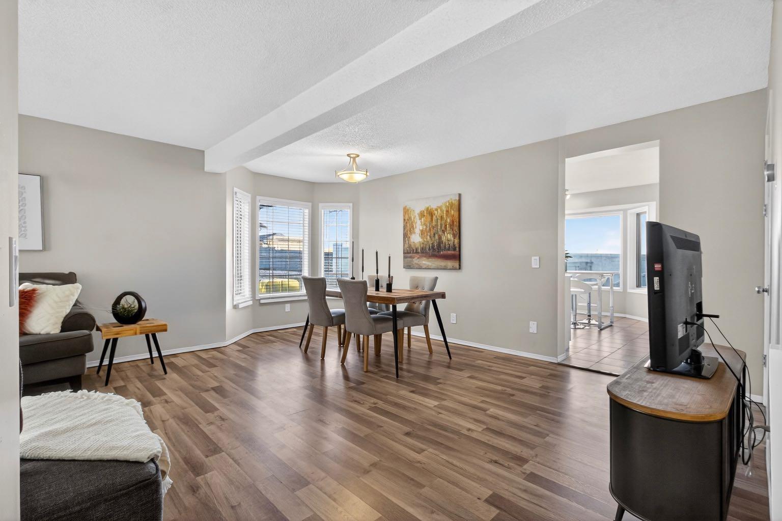 109 Bedford Manor NE