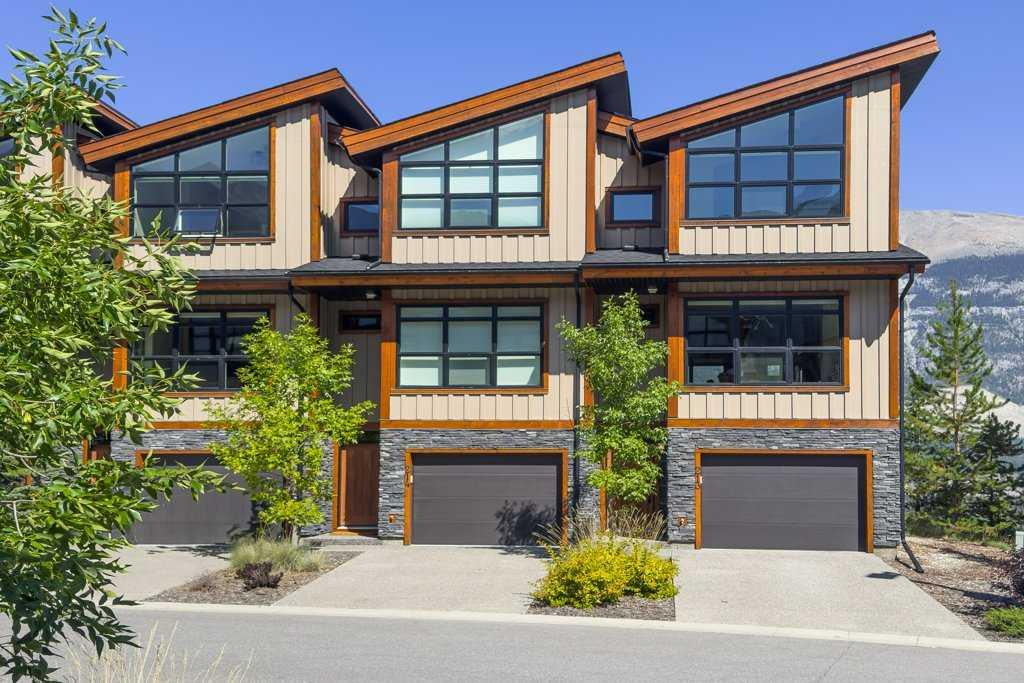 213 Riva Heights