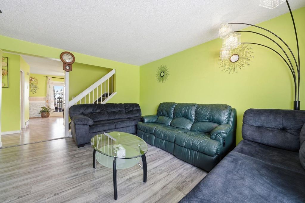 Photo of 6411 26 Avenue NE, Calgary, AB T1Y 4H2 (MLS # A2282498)