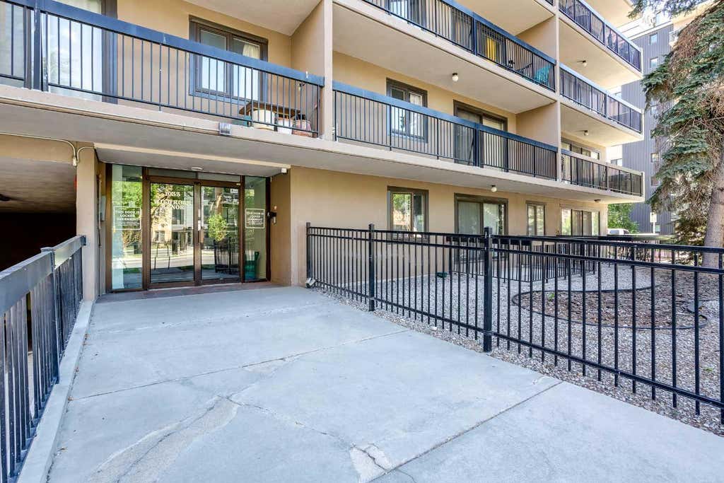 Photo of 1033 15 Avenue SW #204, Calgary, AB T2R 0S5 (MLS # A2312476)