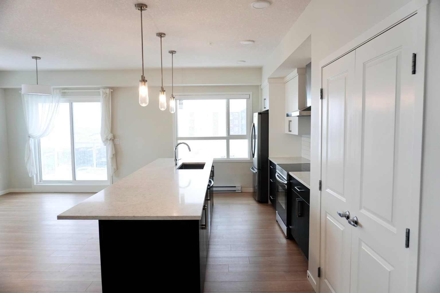 80 Carrington Plaza NW 404