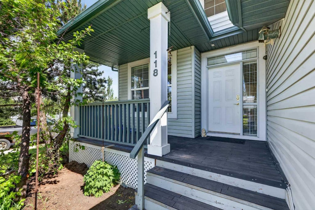 Photo of 118 Invermere Drive, Chestermere, AB T1X 1L1 (MLS # A2341593)
