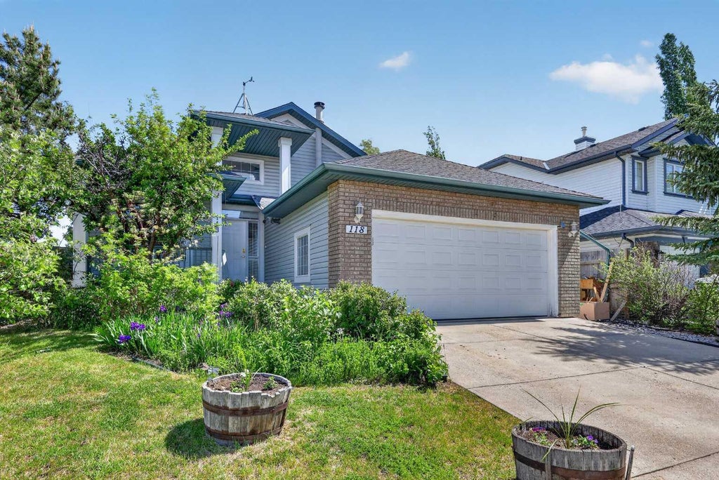 Photo of 118 Invermere Drive, Chestermere, AB T1X 1L1 (MLS # A2341593)