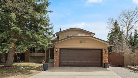 504 Suntree Place Okotoks AB T1S 1B9