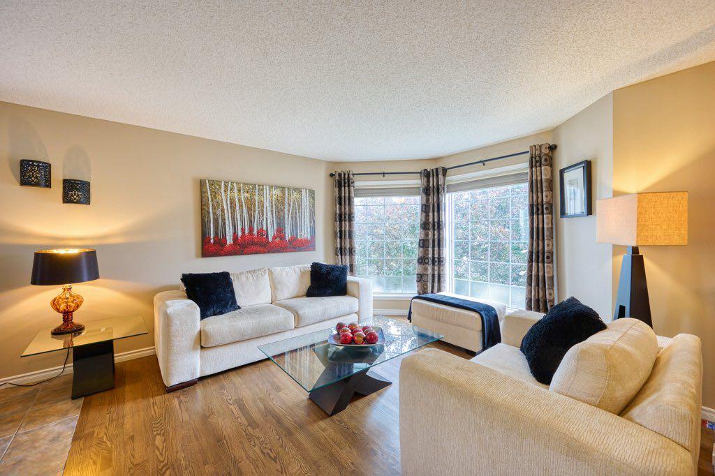 163 Sandringham Close NW