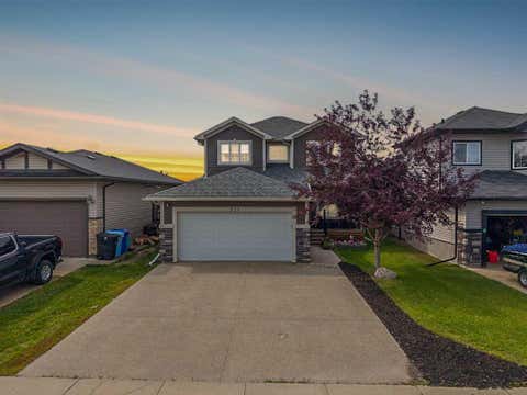 Photo of 521 Walnut Crescent, Fort McMurray, AB T9K 0M9 (MLS # A2335619)