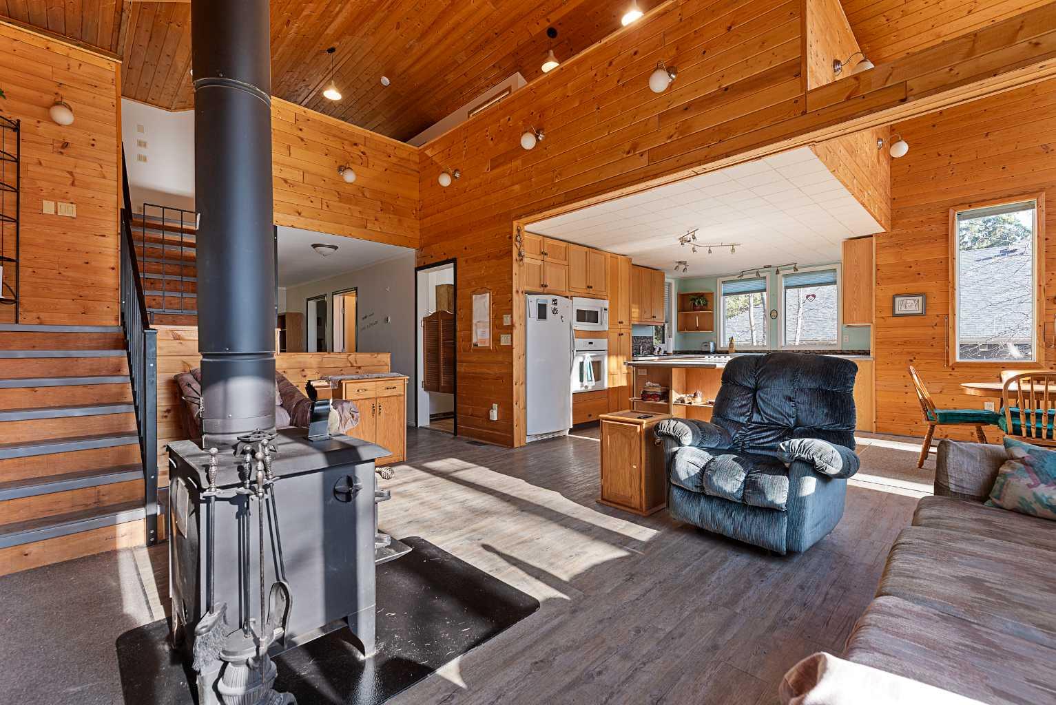 912 Brightsand Place