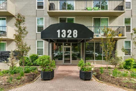 Photo of 1328 13 Avenue SW #502, Calgary, AB T3C 0T3 (MLS # A2318966)