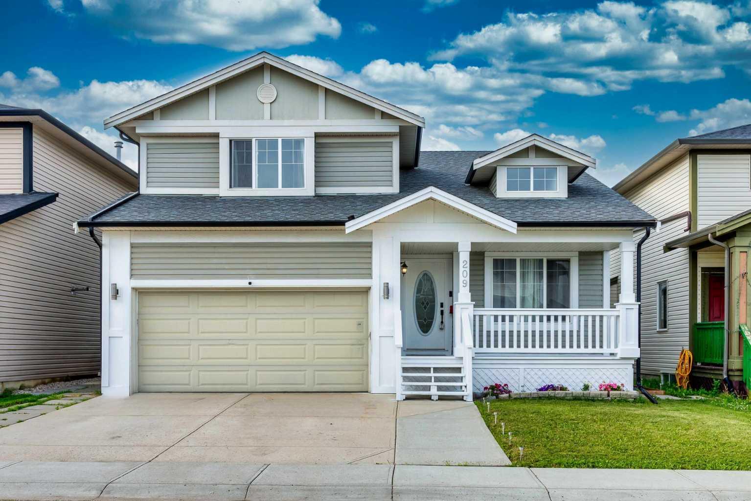 209 Luxstone Road SW