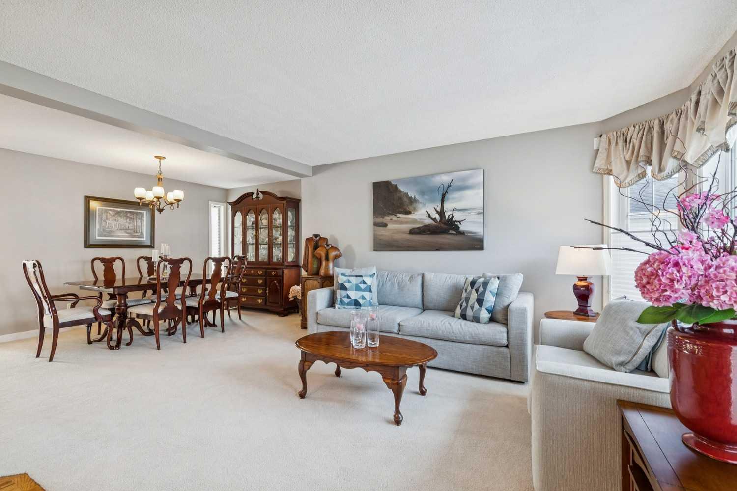 420 Rocky Ridge Bay NW