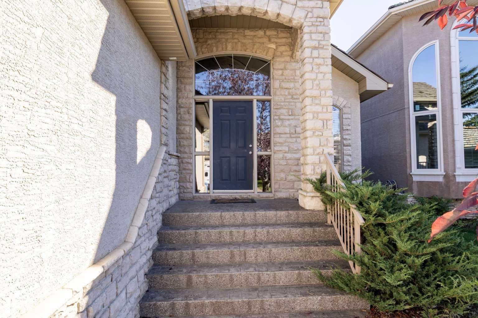 93 Coach Court SW