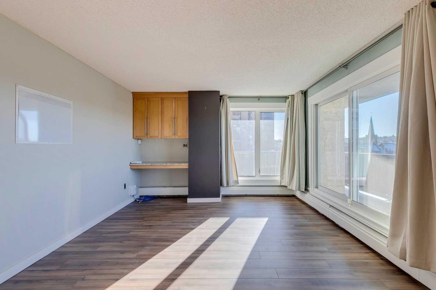 1334 12 Avenue SW 404