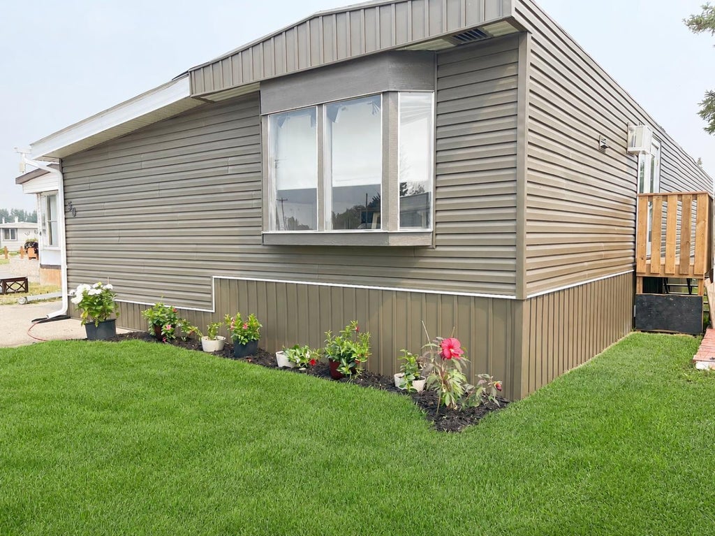 Photo of 5301 2nd Street #50, Coalhurst, AB T0L 0V0 (MLS # A2336636)