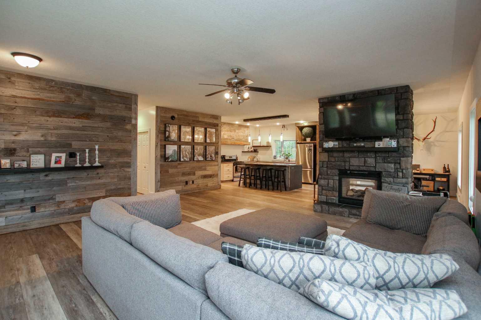 1236 Township Road 384 201