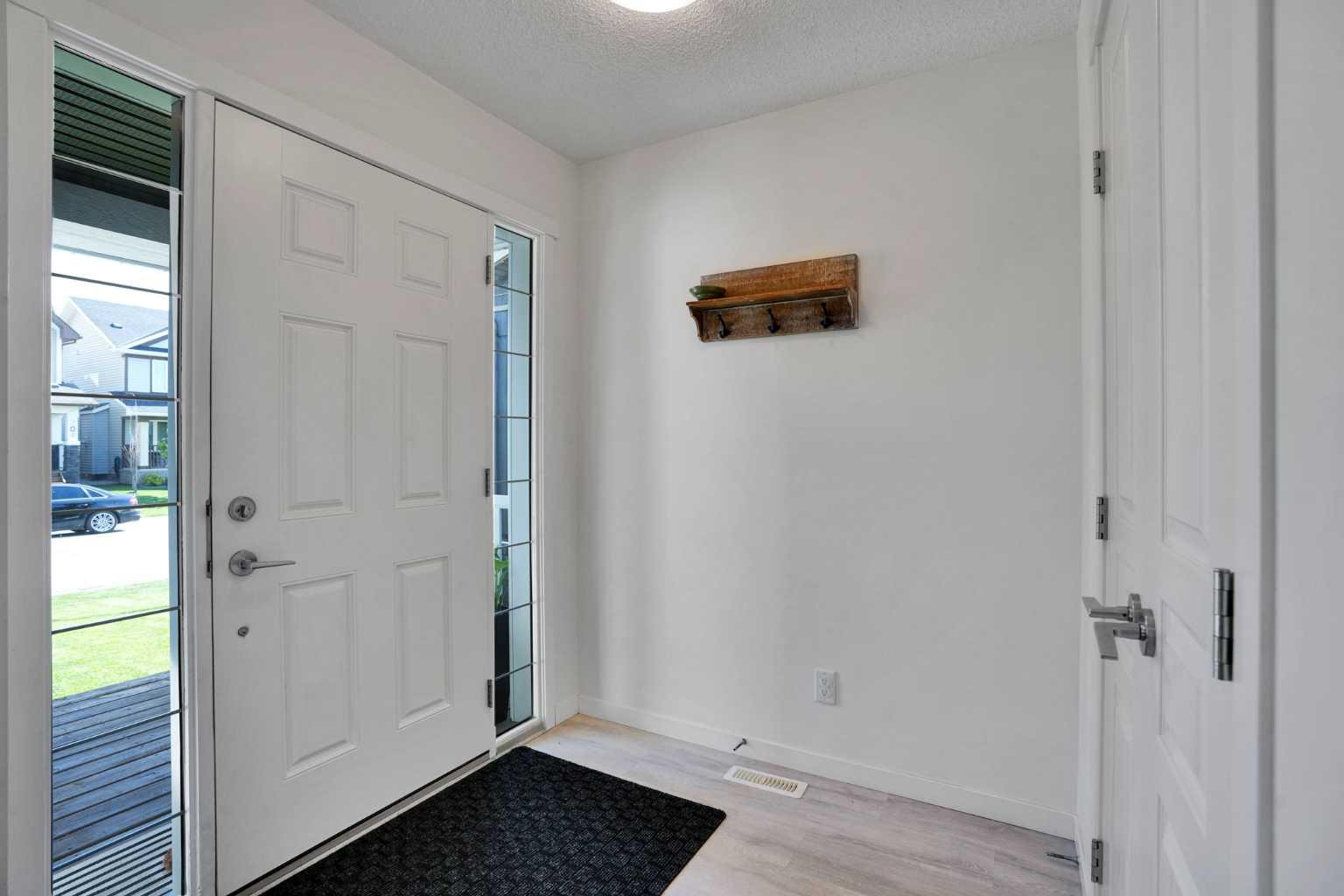 209 Copperpond Parade SE